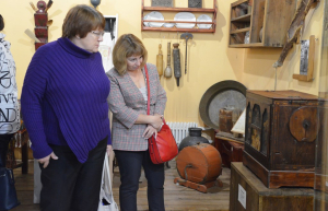 Сегодня для гостей из города Балаково прошла обзорная экскурсия по Энгельсскому краеведческому музею