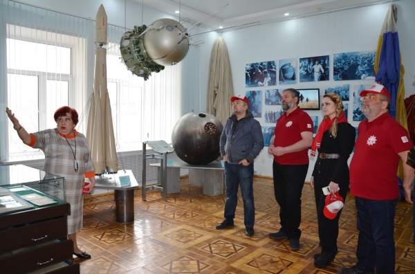 Международная комплексная комбинированная экспедиция «Трудовая доблесть России. Резервы человечества» посетила Энгельсский краеведческий музей.