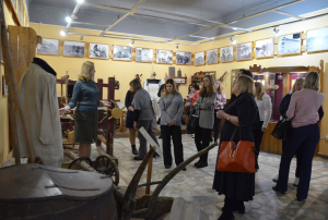 Энгельсский краеведческий музей посетили гости из Санкт-Петербурга