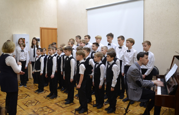 Праздничный концерт &laquo;У камелька&raquo;