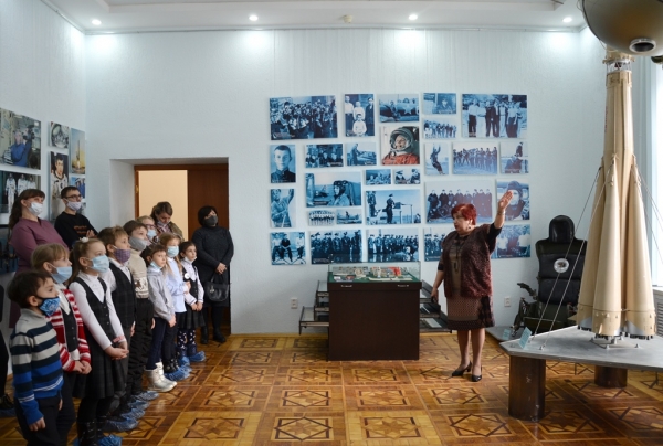 В Энгельсском краеведческом музее дан старт тематическим мероприятиям, посвященным 60-летию первого полёта человека в космос!